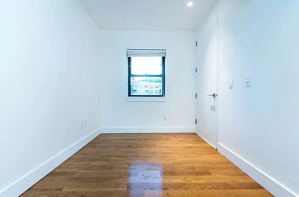 Rented by Nooklyn NYC LLC | media 85