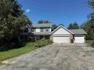 3435 Roscoe Rd, Rockton, IL 61072