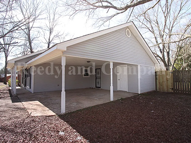 5901 Tishomingo Dr — Photo 3