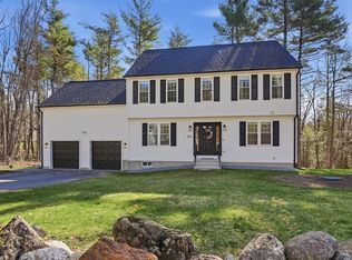 155 Turkey Hill Rd, Rutland, MA 01543