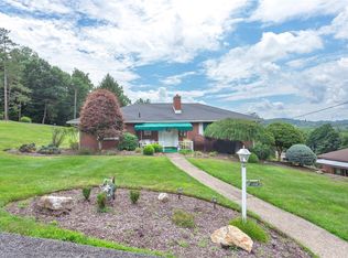1317 Clifton Rd, Washington, PA 15301