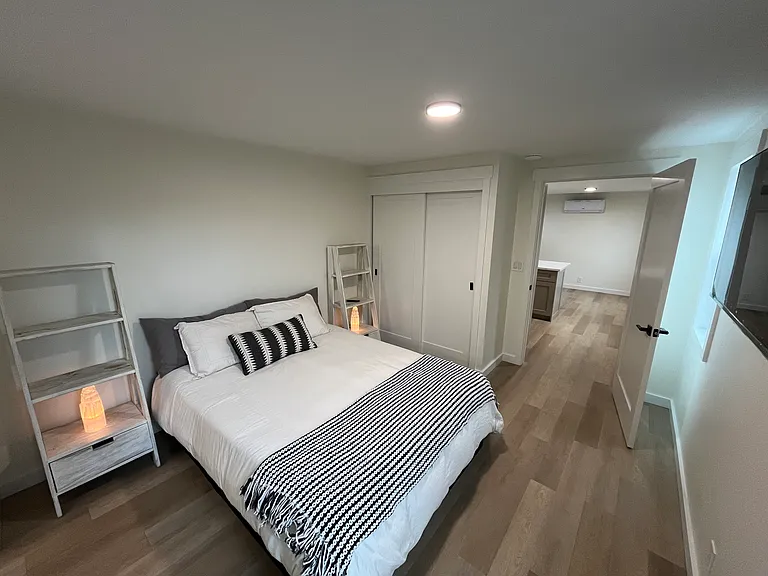 1123 Mira Flores Dr #B — Photo 3