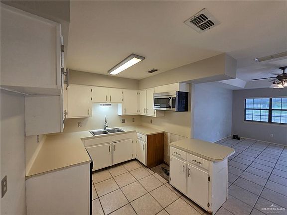 4th image of 2301 N Stewart Rd APT 7