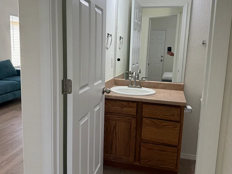 1600 Bradley Ct — Photo 19
