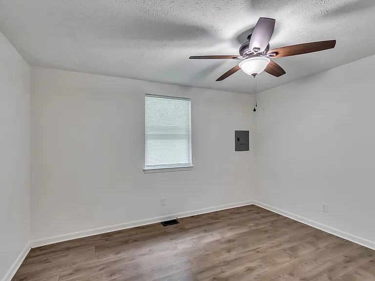 2601 Morganmeade Dr — Photo 19