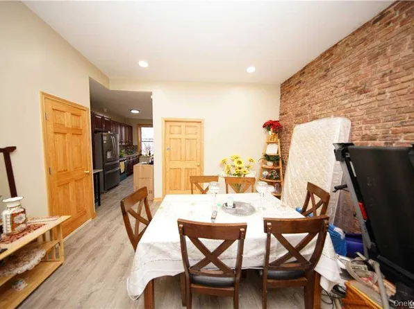 21 Charlotte Street image 5 of 17