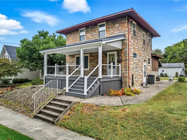 225 S 12th St, Sharpsville, PA 16150