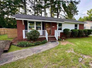 60 Cherokee Ave, Cheraw, SC 29520