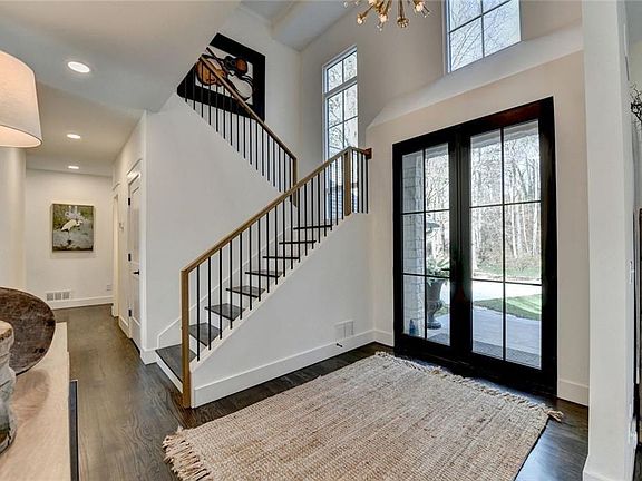 4th image of 1789 Riverside Rd