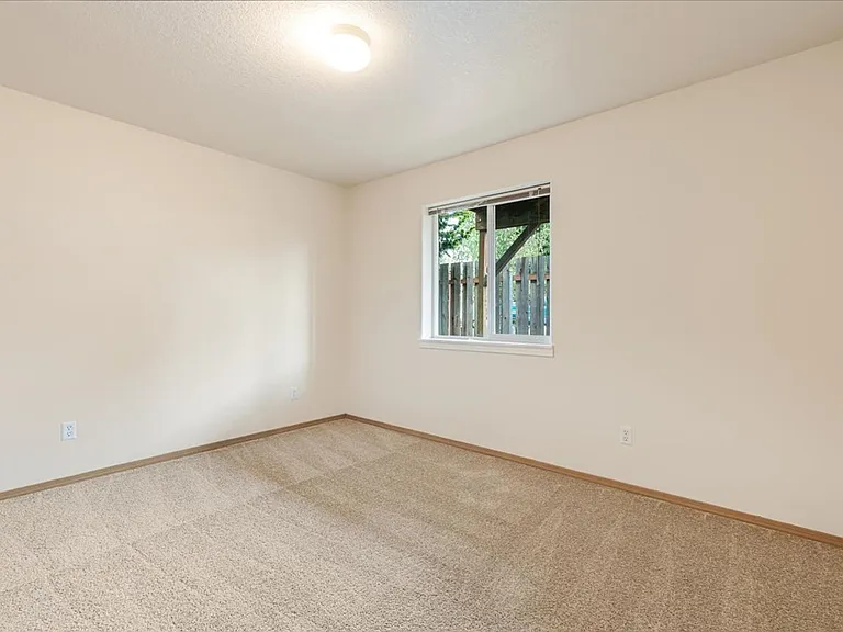 Dalton Park Apartments — Photo 20