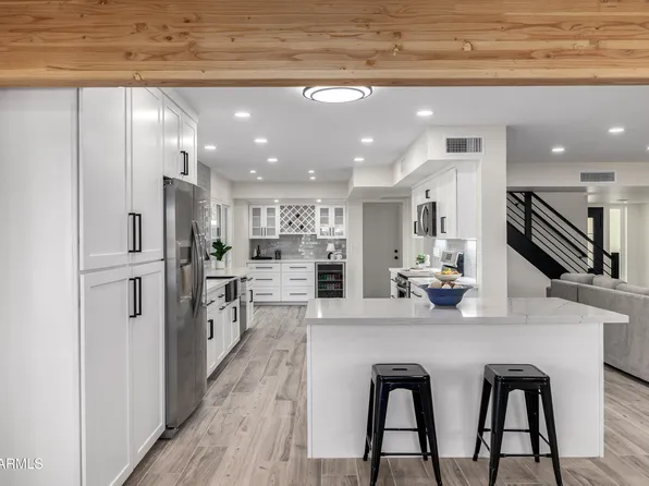 6 E PIPING ROCK Road, Phoenix, AZ 85022