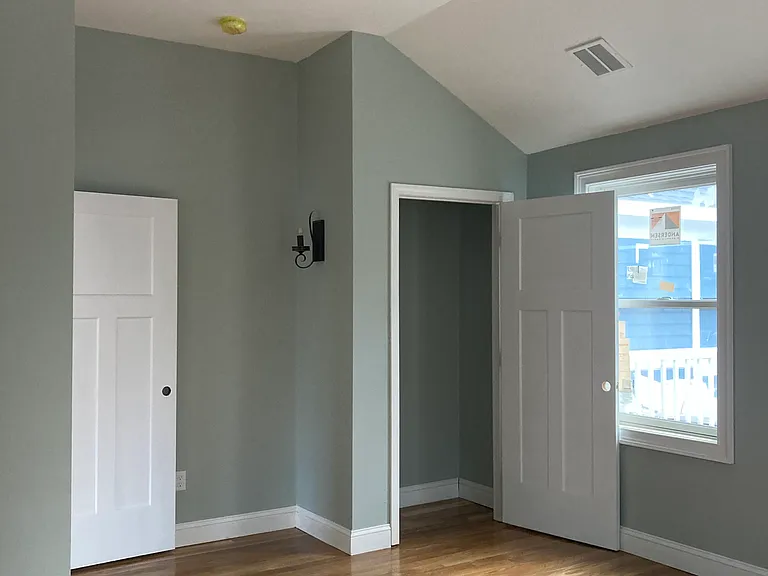 266 Pleasant St #2 — Photo 12