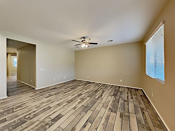 4th image of 8729 W Mackenzie Dr