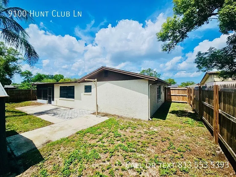 9100 Hunt Club Ln — Photo 52