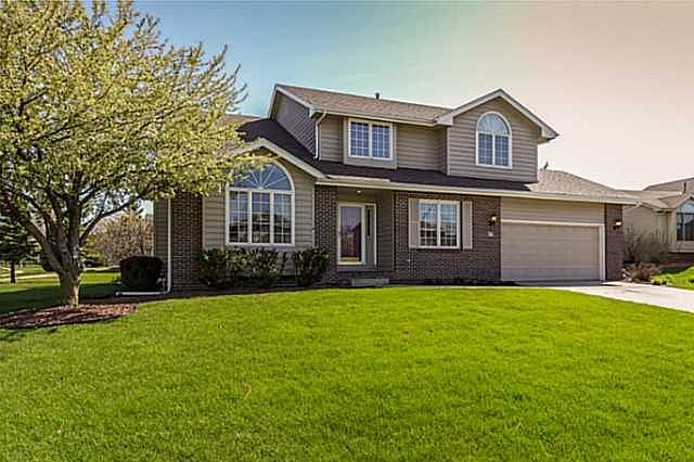 1st image of 70 Ashland Ct