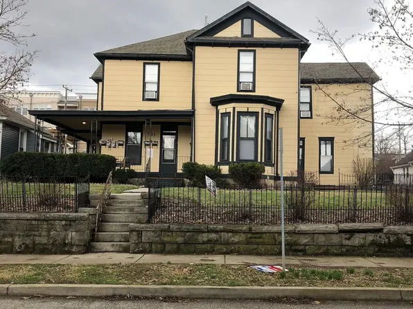 331 S Grant, 331 S Grant St APT 4, Bloomington, IN 47401