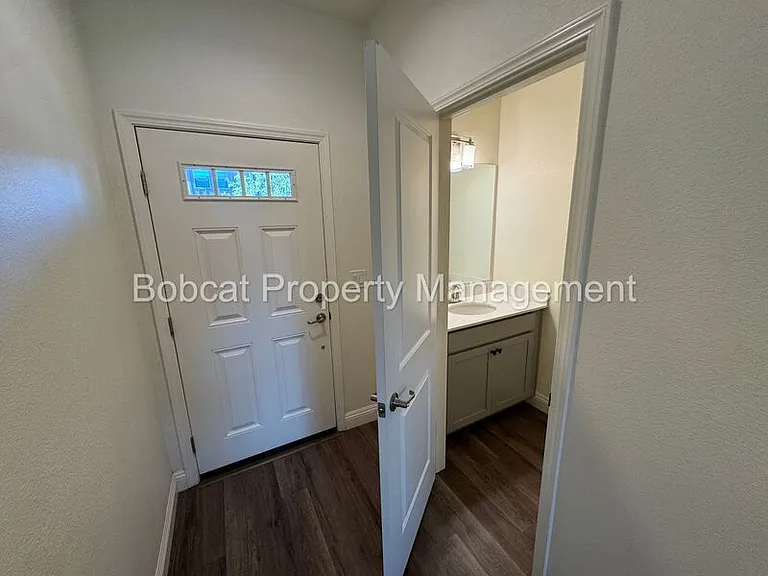 1249 Correlli Ct — Photo 2