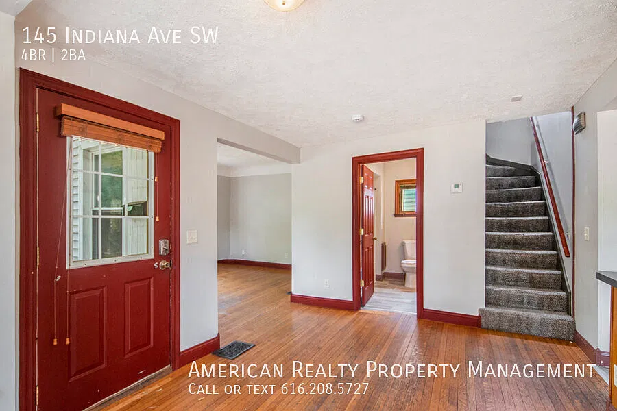 4 bed, 1.5 bath, 1364 sqft, $2,150 — Photo 3