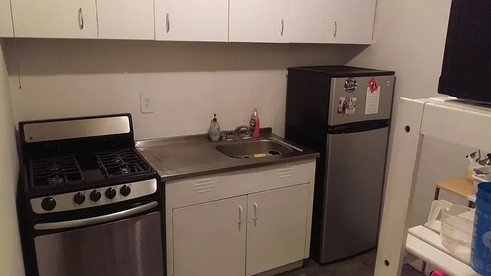 Rented by Green Line Realty | media 27