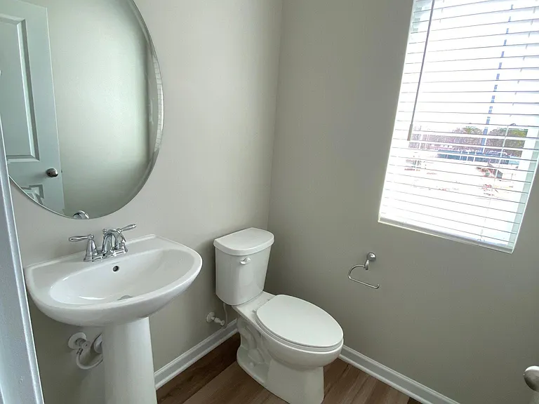 221 Adobe Pl — Photo 9
