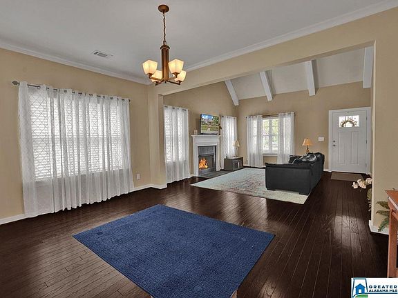 5th image of 120 White Cottage Rd
