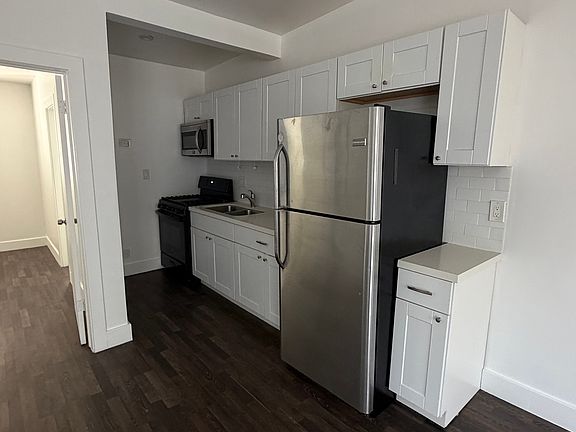 2nd image of 1213 Gordon St APT 8