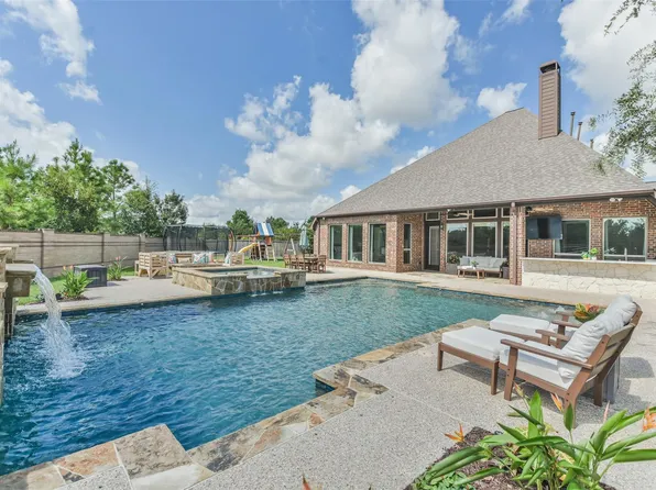 19002 Fire Tower Hl, Cypress, TX 77433