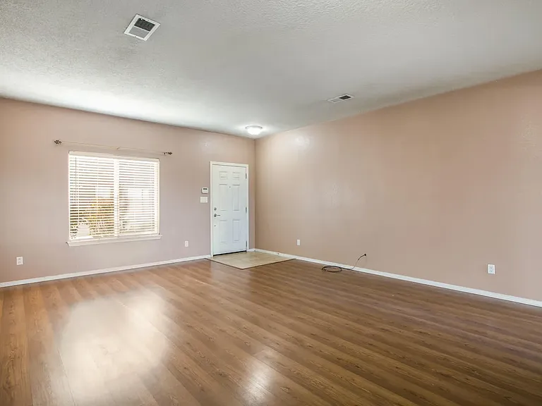 970 Carnival Ct NW — Photo 28