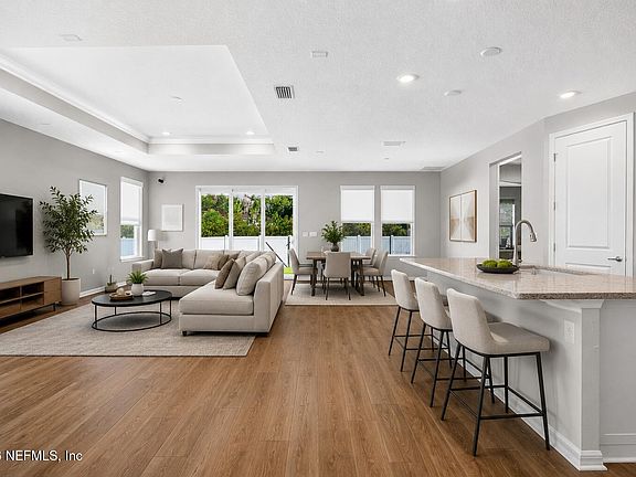 4th image of 317 CEDAR PRESERVE Lane