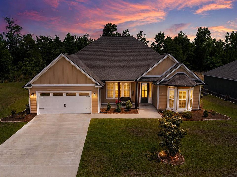 1st image of 3059 Reynolda Dr