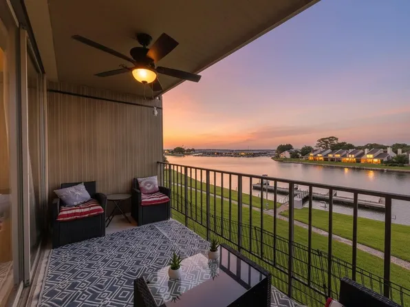 12600 Melville Dr APT 328B, Montgomery, TX 77356