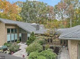 8904 Iron Gate Ct, Potomac, MD 20854