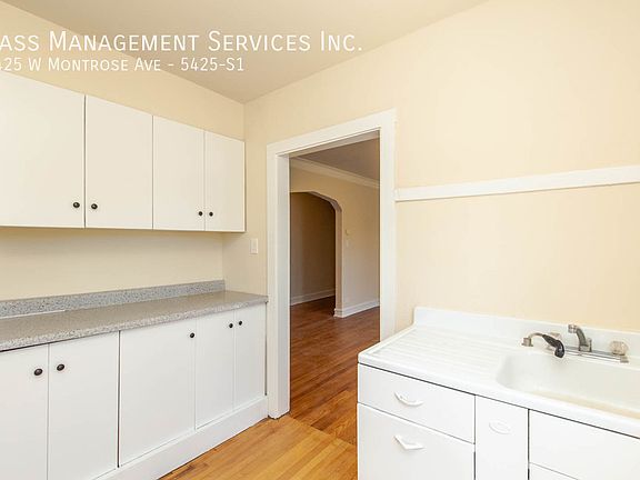 2nd image of 5419 W Montrose Ave #5425-S1