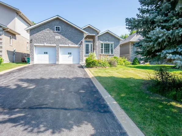 1098 Coverdale Dr, Kingston, ON K7M 8X7