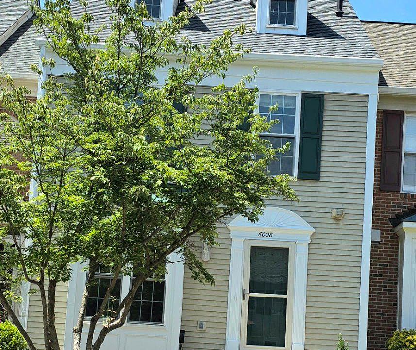 1st image of 6008 Raina Dr