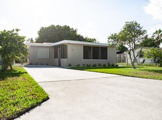 110 SW 7th Ave, Delray Beach, FL 33444