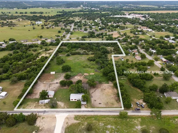 418 S Broadway St, Meridian, TX 76665