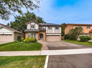 347 Karen Park Cres, Mississauga, ON L5A 3C8
