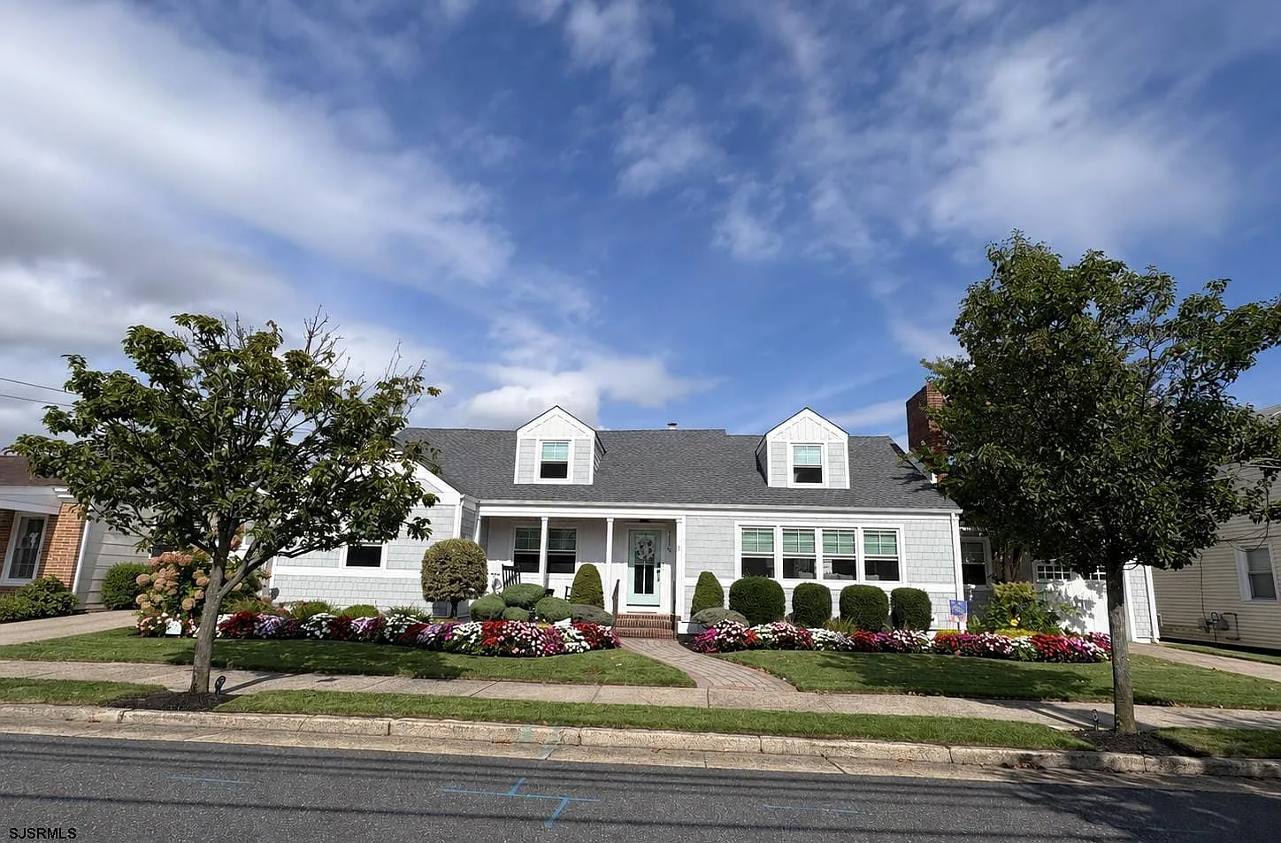 4 bed, 2.0 bath, 1900 sqft, $80,000 — Photo 1