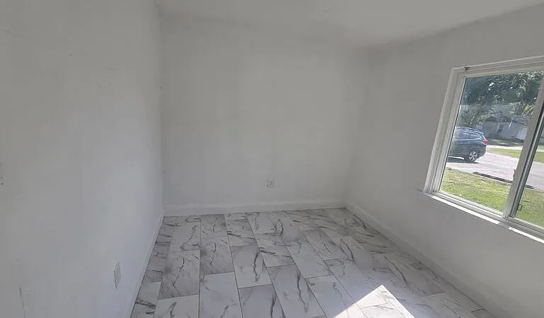 2110 Mara Ct — Photo 8
