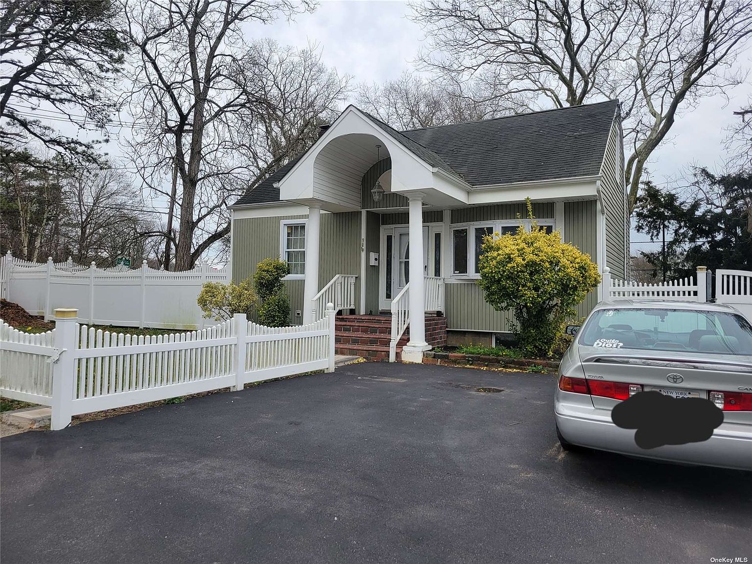 98 Manhattan Boulevard, Islip Terrace, NY 11752 Zillow