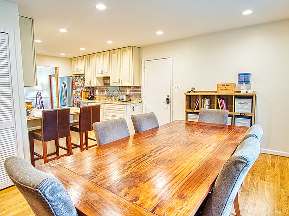 3rd image of 11817 Trailridge Dr