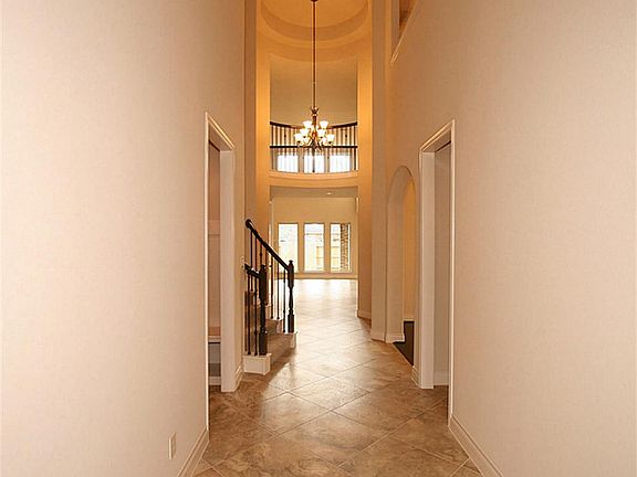 4th image of 6730 Miller Shadow Ln