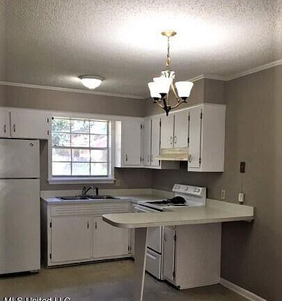 3rd image of 100 Park Row Ave APT C