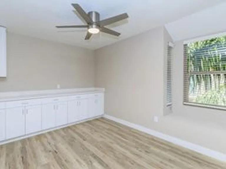 Sand Pebble Community *Renovated Units — Photo 9