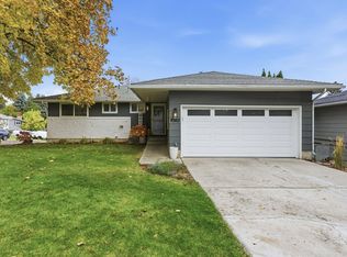 8328 N Carolina Way, Spokane, WA 99208