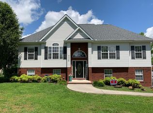 4025 Charlton Sq, Cookeville, TN 38501