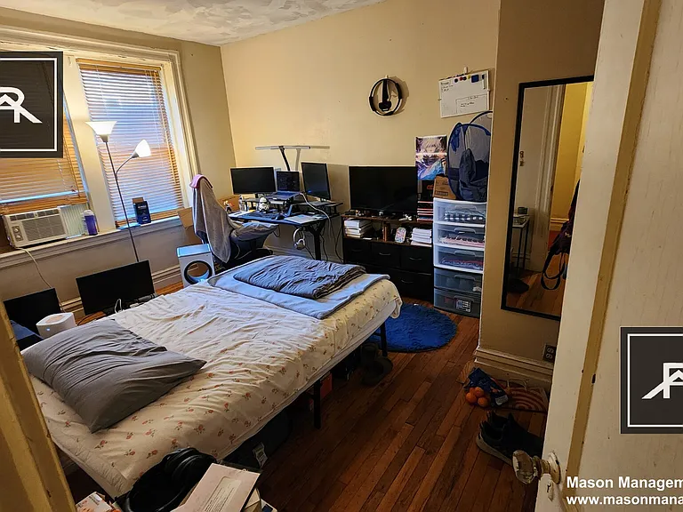 319 Saint Paul St #1 — Photo 7