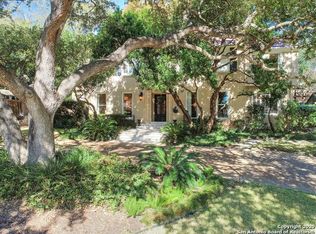 211 Ridgemont Ave, Terrell Hills, TX 78209