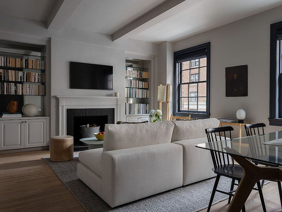 1st image of 264 Lexington Ave APT 3A